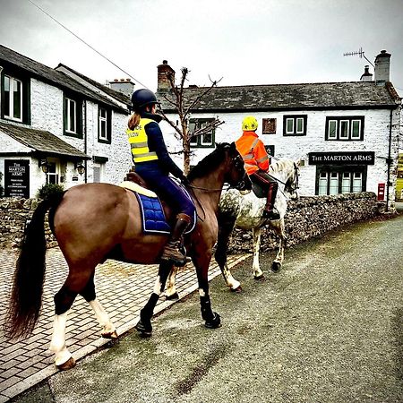 The Marton Arms Hotel Ingleton  Eksteriør billede