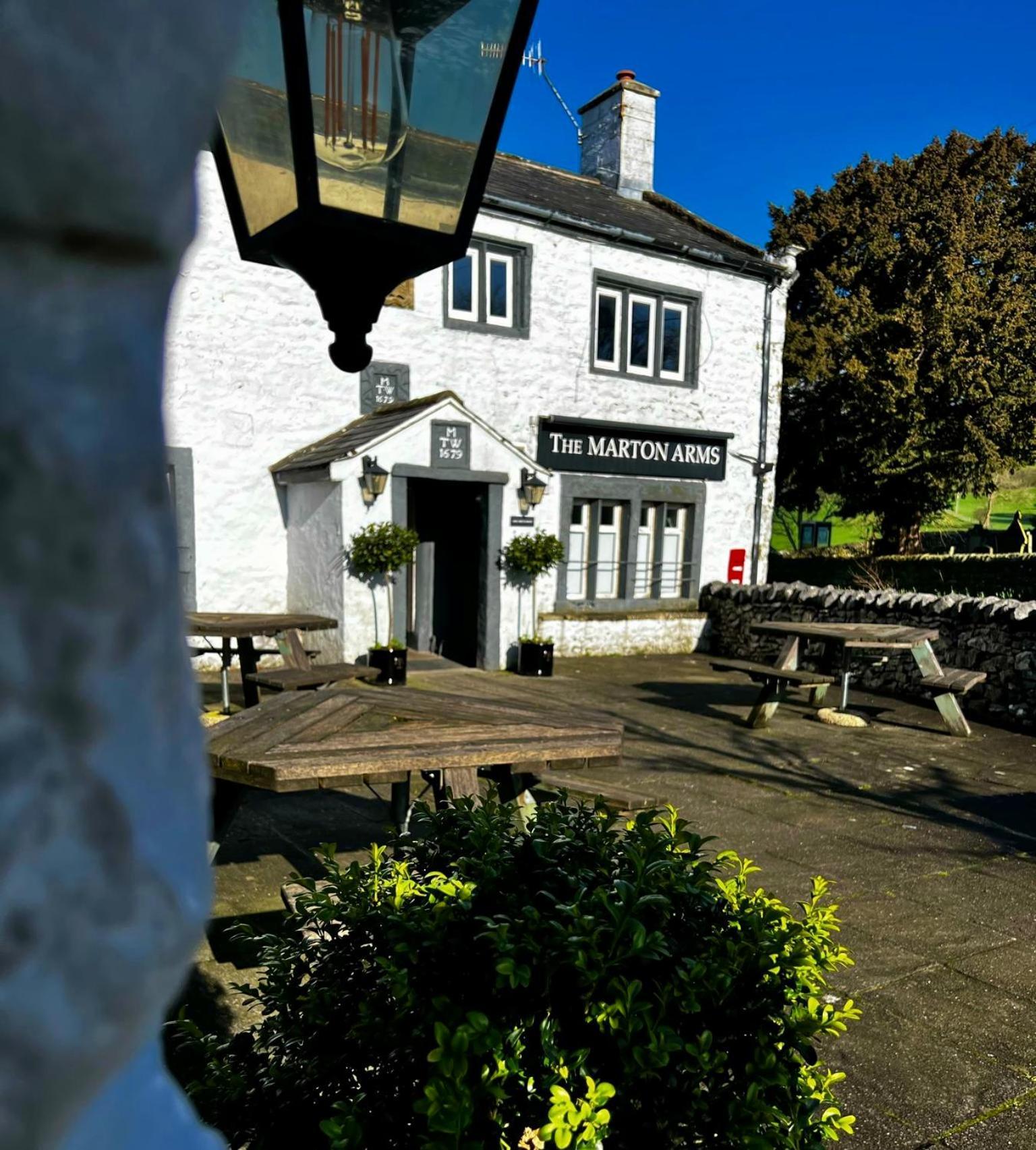 The Marton Arms Hotel Ingleton  Eksteriør billede